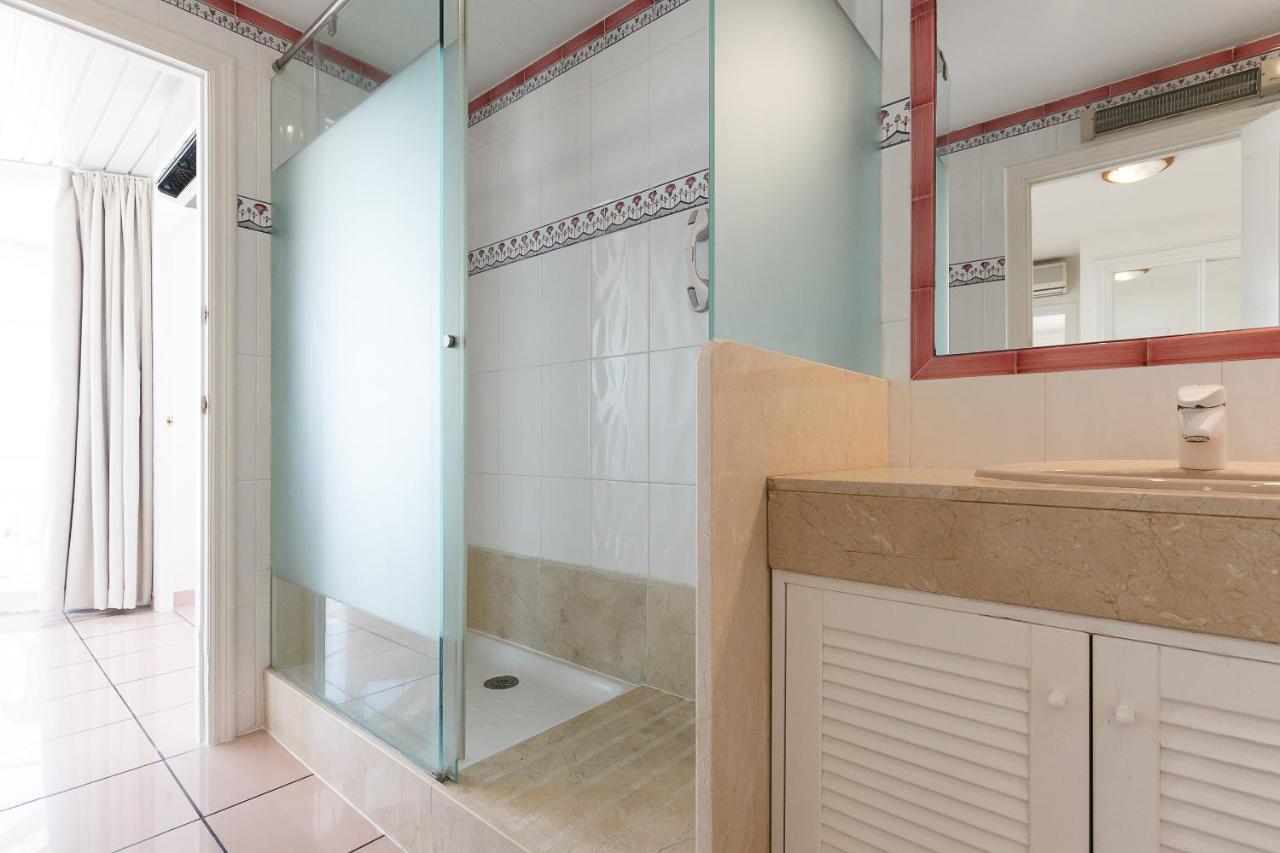 Uhc Center Apartments Salou Exterior photo