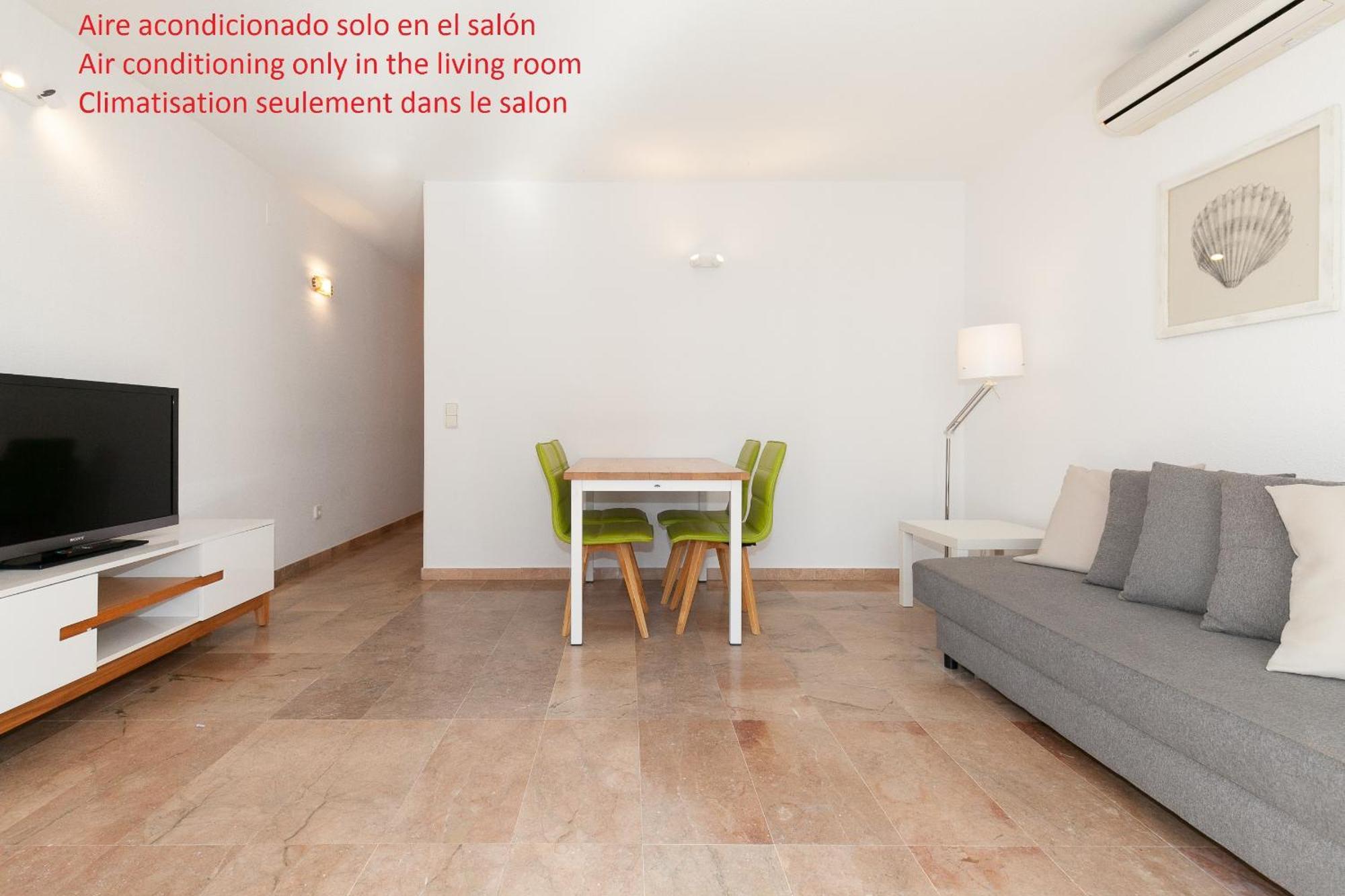 Uhc Center Apartments Salou Exterior photo