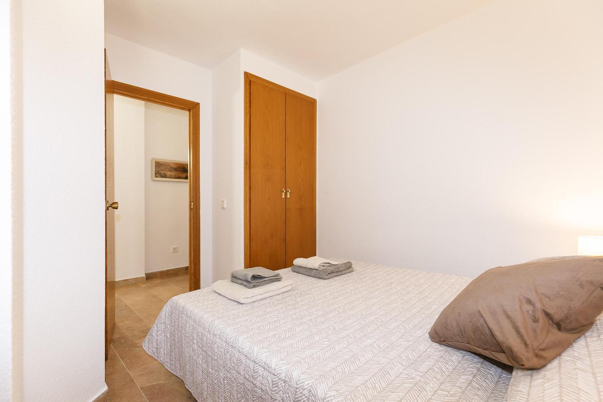 Uhc Center Apartments Salou Room photo